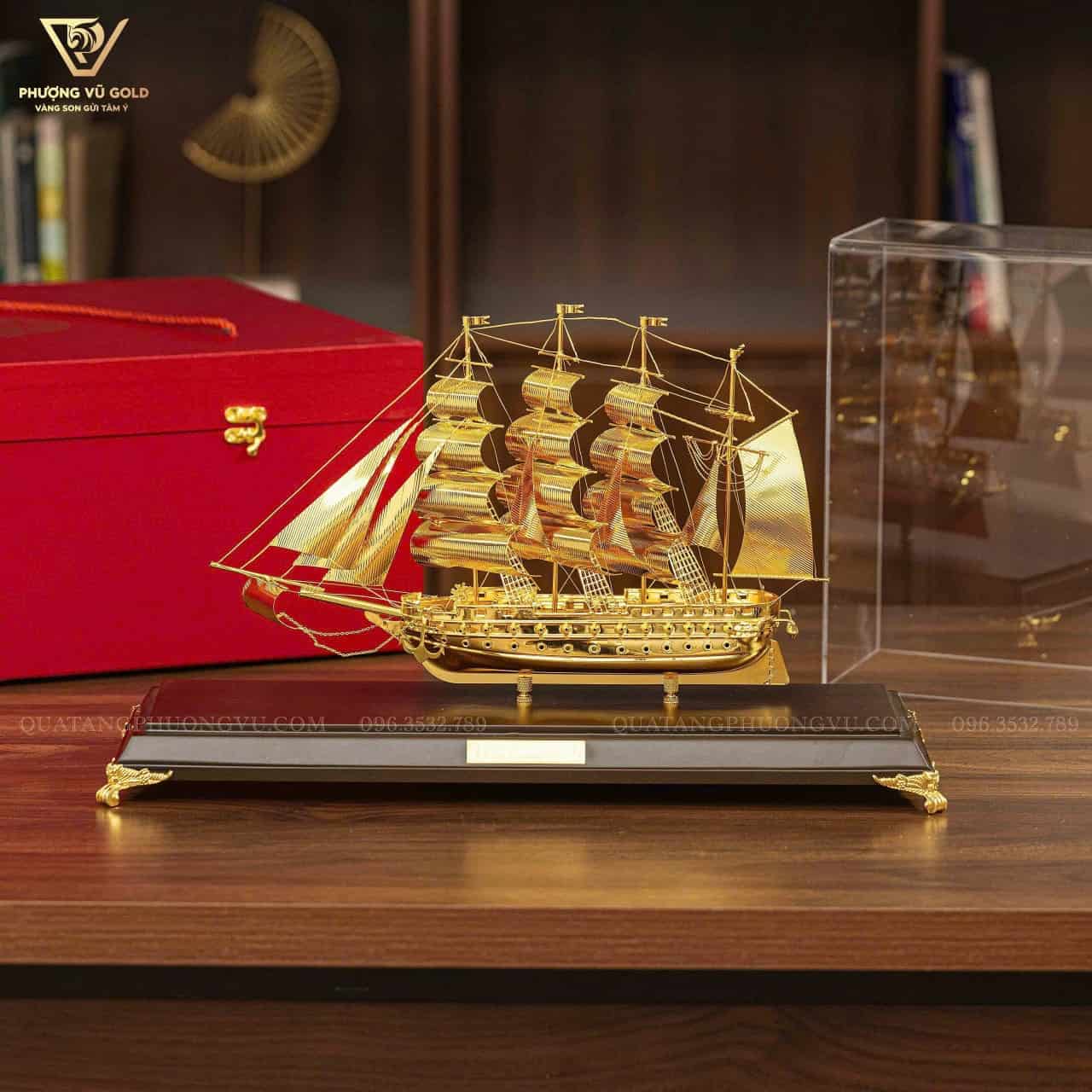 Mô Hình Thuyền Vàng 24K Quà Tặng Sếp Nam Cao Cấp | Phượng Vũ Gold